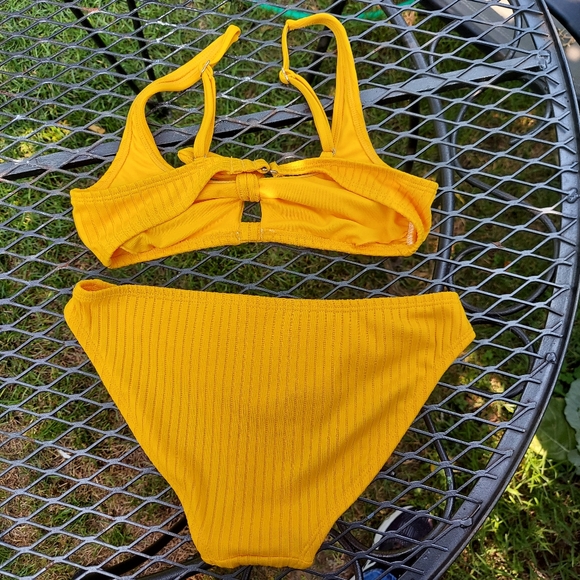Xhilaration Yellow tie front ribbed swimsuit - Picture 3 of 8
